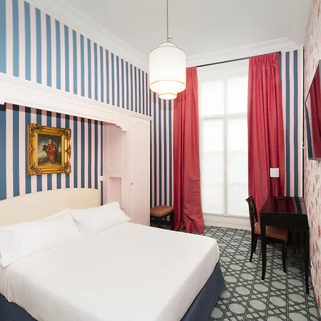 Saint Germain Hotel